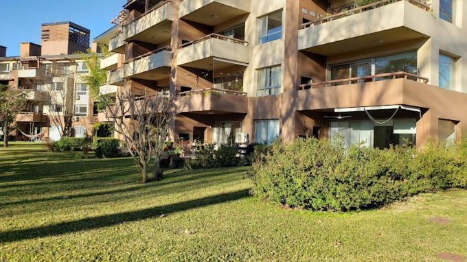 Apartamento Del *
